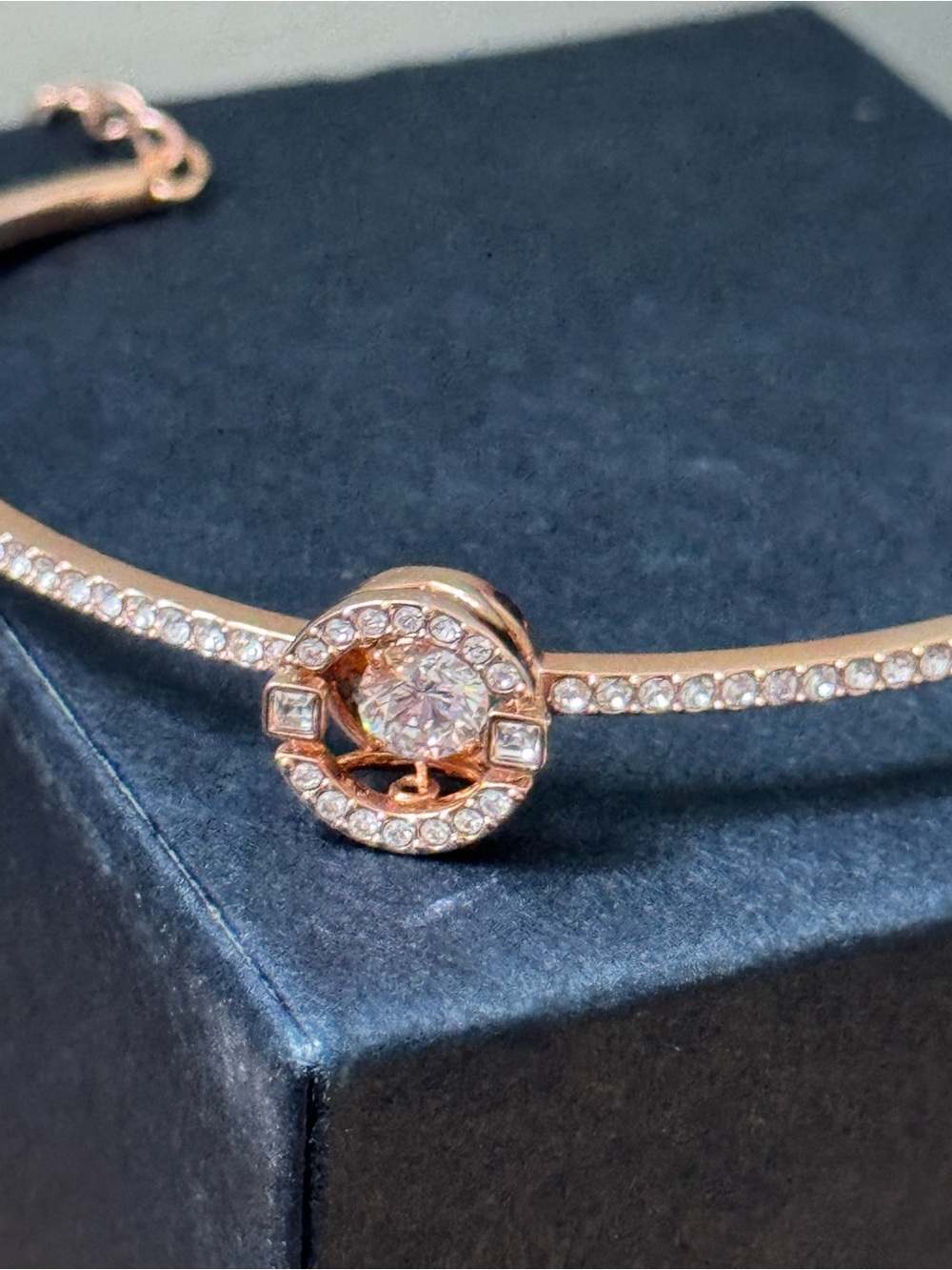 Swarovski Rose Gold Crystal Pavé Circle Cuff Bracelet - Picture 2 of 3